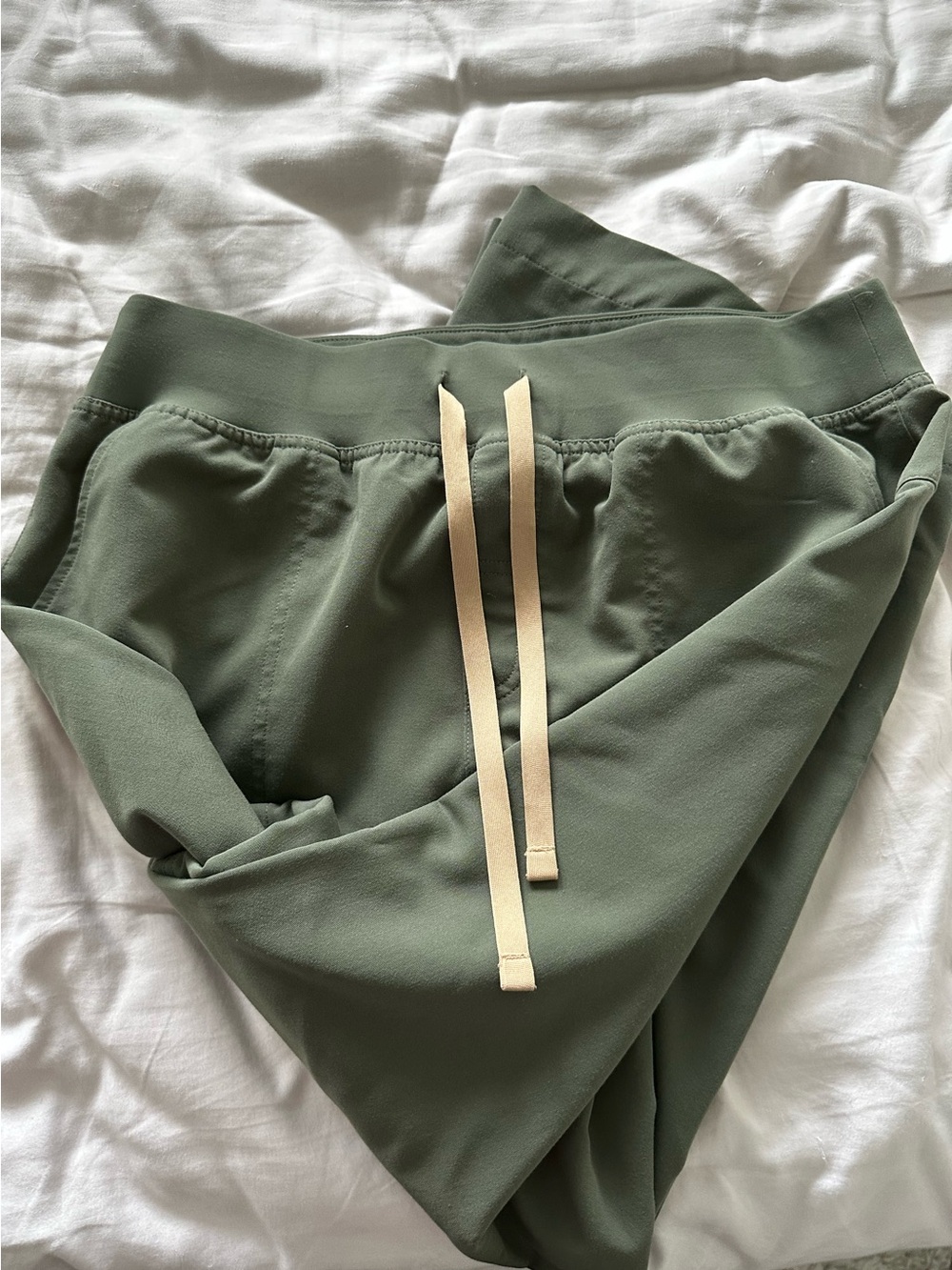 FIGS Isabel High Waisted Wide Leg Scrub Pants - Moss (XLP)